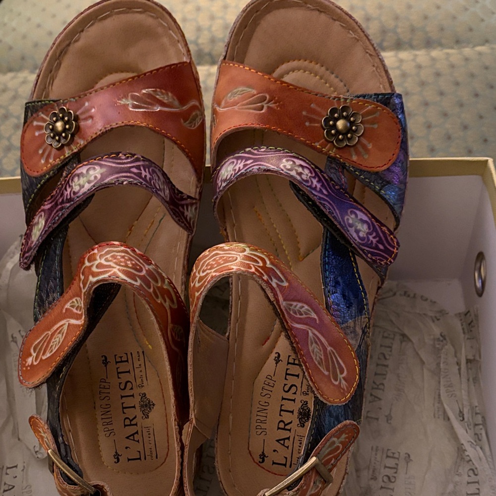 L'ATISTE Women's Red and Purple Sandals 38 (US:7.5-8)